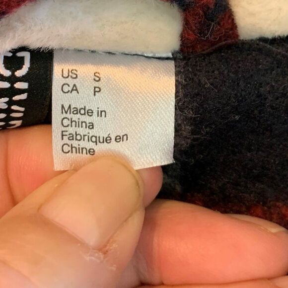 NWOT, by Divided, moto inspired short jacket, mohair feel, faux shearling collar - Picture 6 of 16